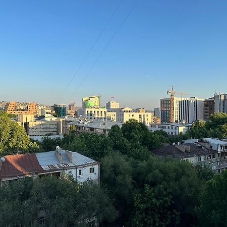 Yeznik Koghbatsi - Amiryan Crossroads 1 Bedroom Comfy Apartment With Balcony Ko100 Erevan Exterior foto