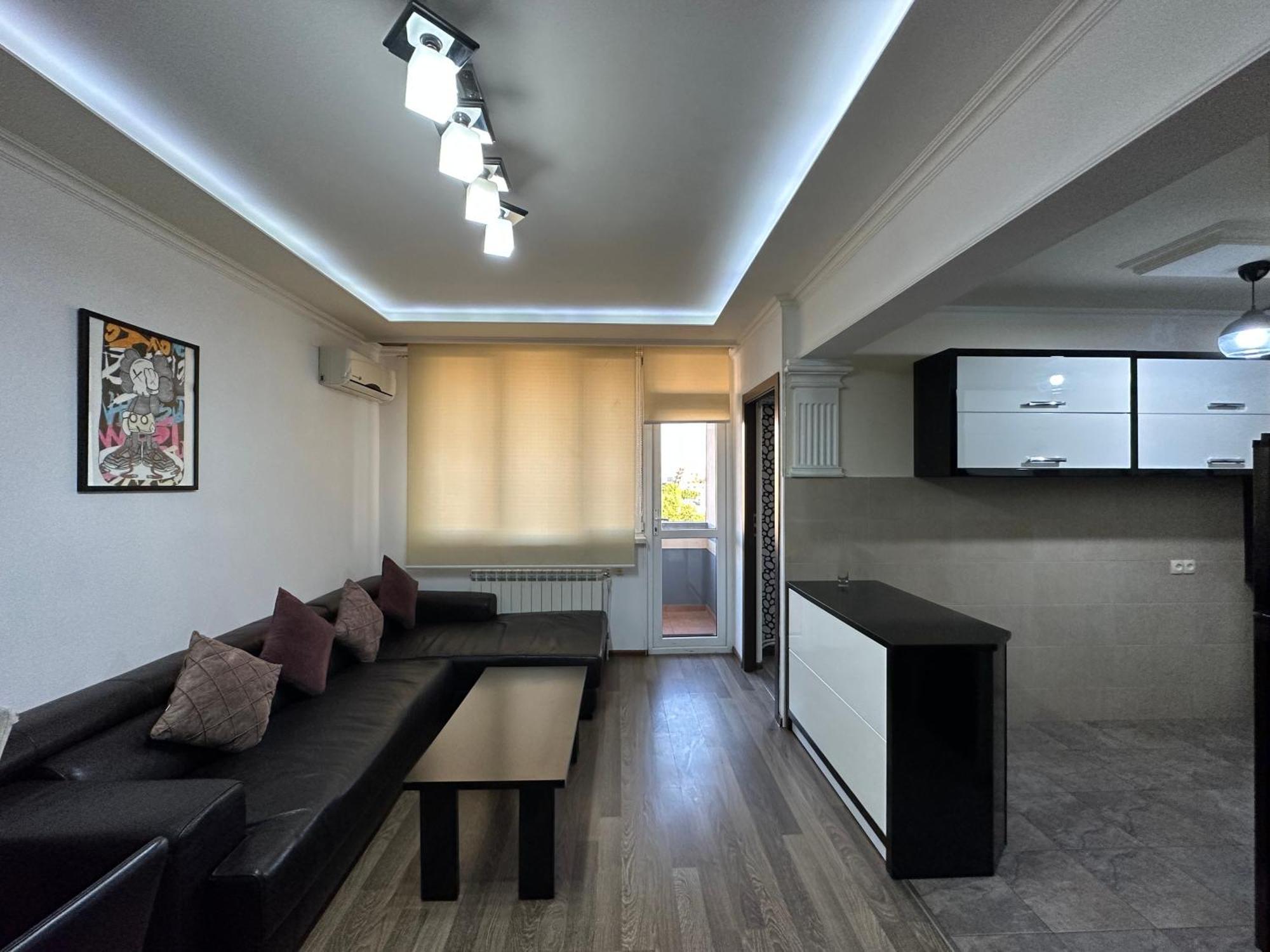 Yeznik Koghbatsi - Amiryan Crossroads 1 Bedroom Comfy Apartment With Balcony Ko100 Erevan Exterior foto